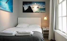 Small cozy&quiet courtyard city centre apartment